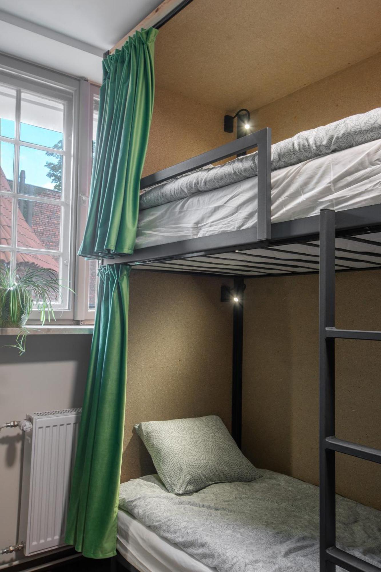 Happy Street Hostel Stary Toruń Extérieur photo